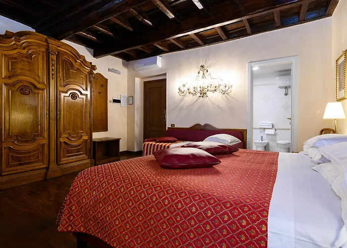 Konukevi Domus Julia Trevi - Spagna 4*