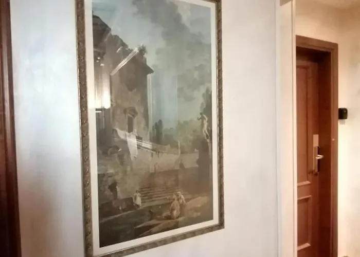 Konukevi Domus Julia Trevi - Spagna 4*