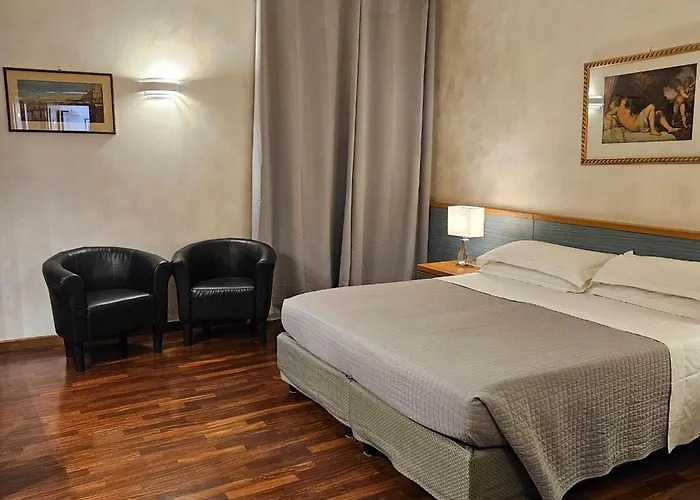Konukevi Domus Julia Trevi - Spagna 4*