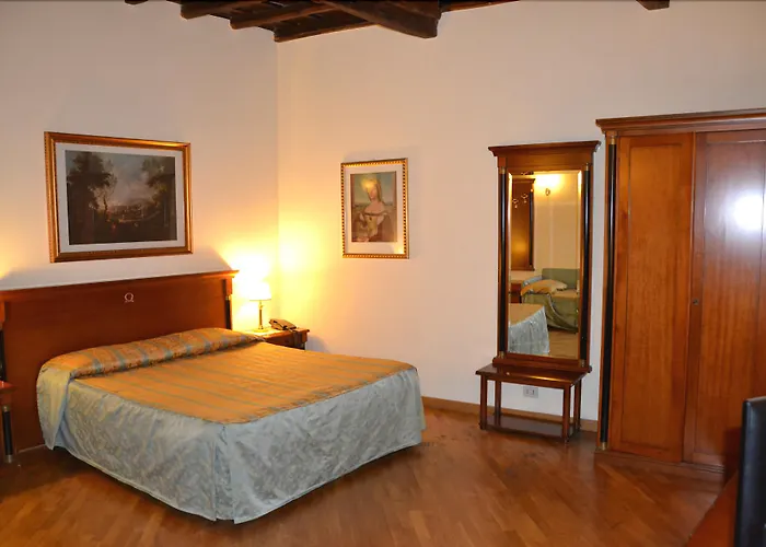 Domus Julia Trevi - Spagna 4* Roma