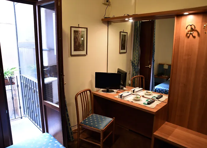 Domus Julia Trevi - Spagna Konukevi 4*