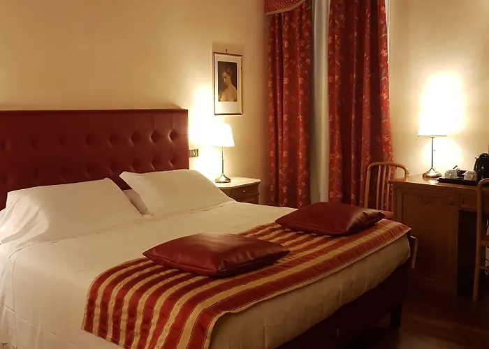 Domus Julia Trevi - Spagna 4* Roma